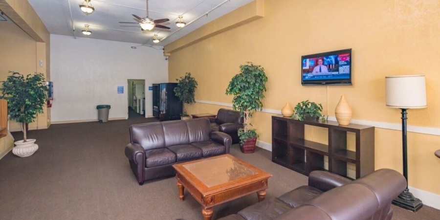 Siegel Suites W 2nd St Reno, NV affordable extended stay weekly & monthly rate apartments
