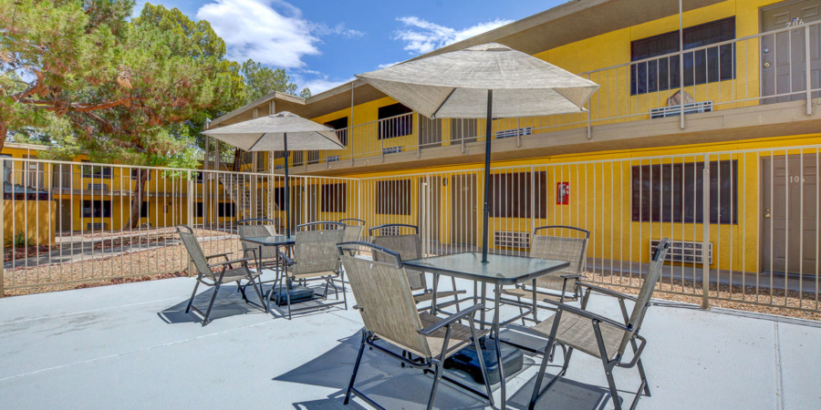 Siegel Suites Boulder Hwy I Las Vegas, NV affordable weekly & monthly rate apartments