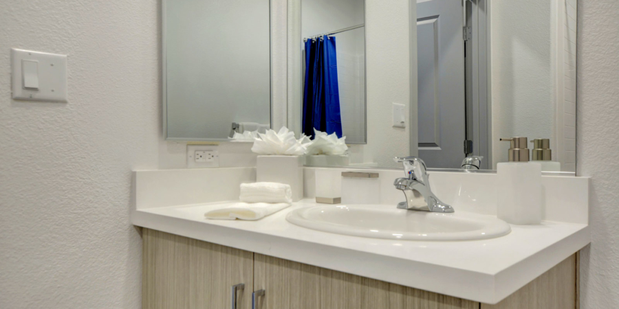 Siegel Suites E Swenson St Las Vegas, NV affordable extended stay weekly & monthly rate apartments