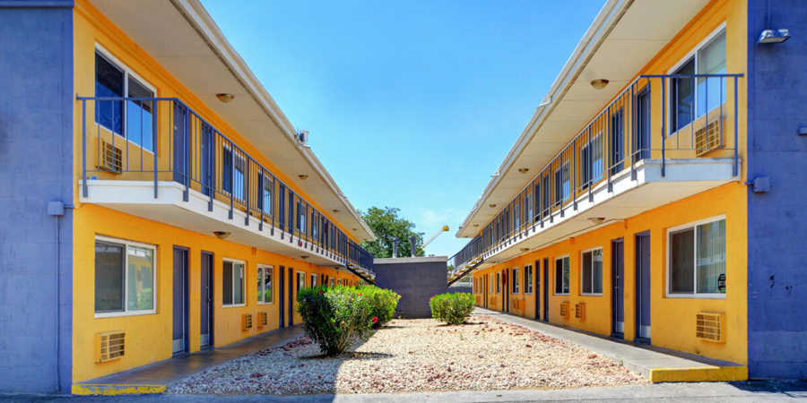 Siegel Suites E Twain Ave Las Vegas, NV affordable extended stay weekly & monthly rate apartments