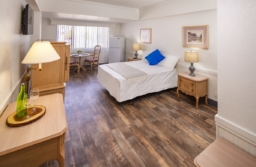 Siegel Suites Victorian Ave Sparks, NV affordable extended stay weekly & monthly rate apartments