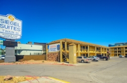 Siegel Suites Twain 3 - low cost apartments in Las Vegas