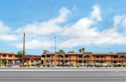 Siegel Suites Craig Rd Las Vegas, NV low cost extended stay weekly & monthly rate apartments