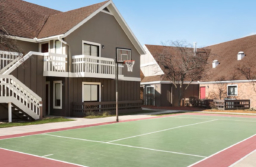 low cost flexible stay apartments in Holland / Toledo Ohio - Siegel Suites