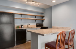 low cost flexible stay apartments in Holland / Toledo Ohio - Siegel Suites