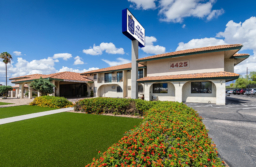 Tucson, AZ low cost flexible stay apartments in - Siegel Suites