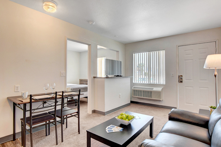 Siegel Suites Boulder Hwy II Las Vegas, NV affordable extended stay weekly & monthly rate apartments