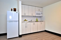 Siegel Suites San Antonio, TX- low cost extended stay weekly & monthly rate apartments