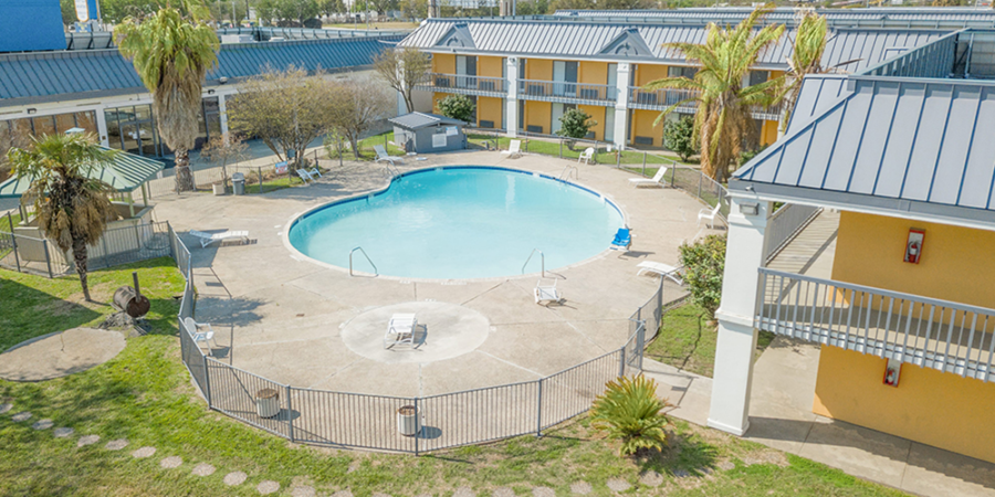 Siegel Suites - low cost rentals in San Antonio, TX