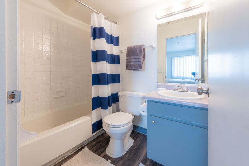 Apartments on Boulder Highway, Las Vegas - Siegel Suites