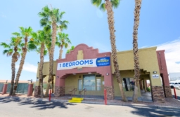 Apartments on Boulder Highway, Las Vegas - Siegel Suites