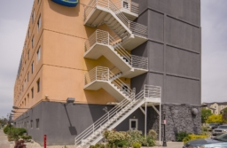 Siegel Suites Victorian Ave Sparks, NV affordable extended stay weekly & monthly rate apartments