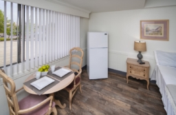 Siegel Suites Victorian Ave Sparks, NV affordable extended stay weekly & monthly rate apartments