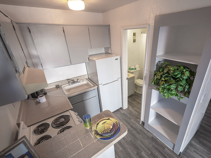 Charleston Apartments in Las Vegas