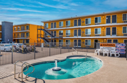 Siegel Suites 700 N Las Vegas Boulevard Las Vegas, NV 89101 affordable flexible stay apartments
